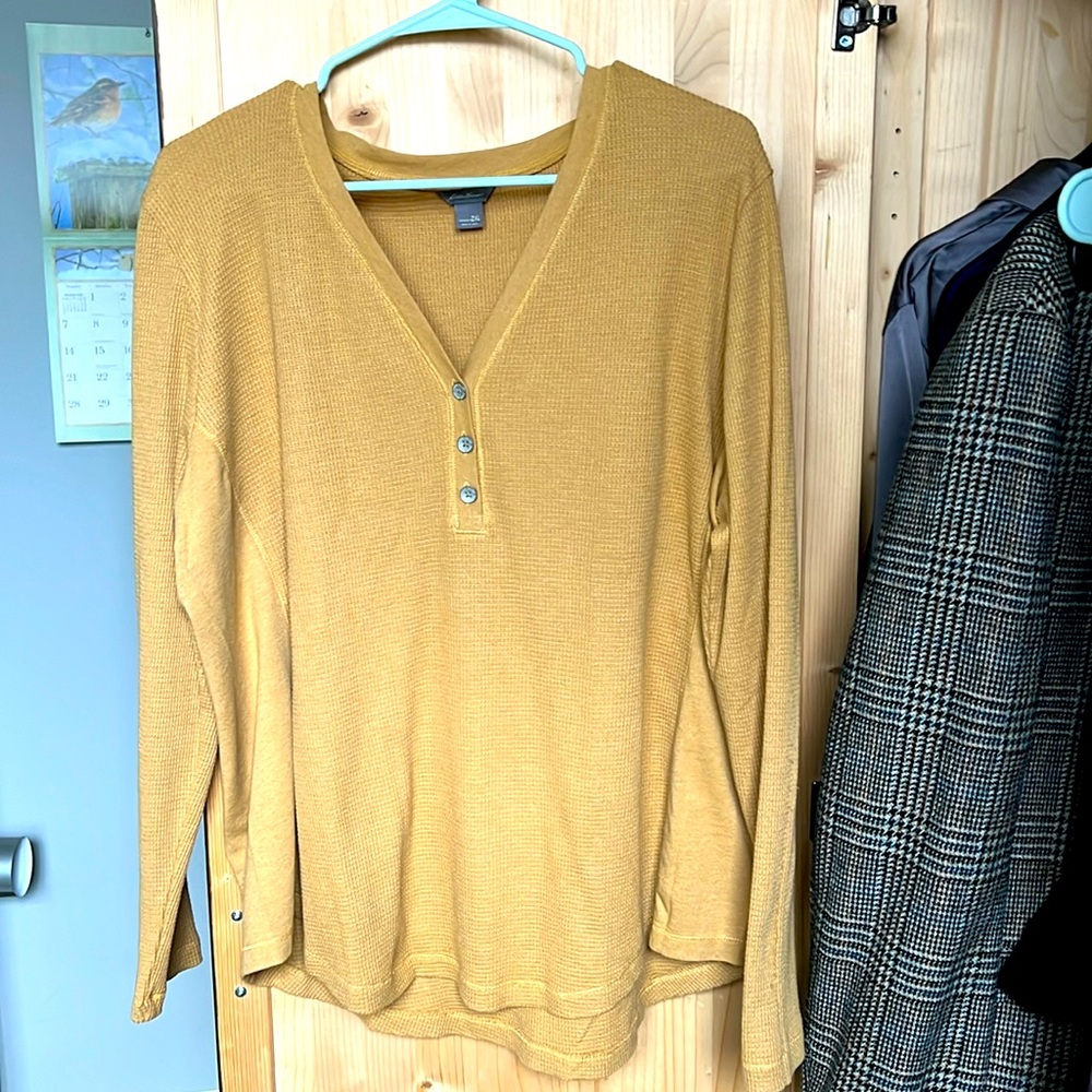 Eddie Bauer 2X brand new Henley